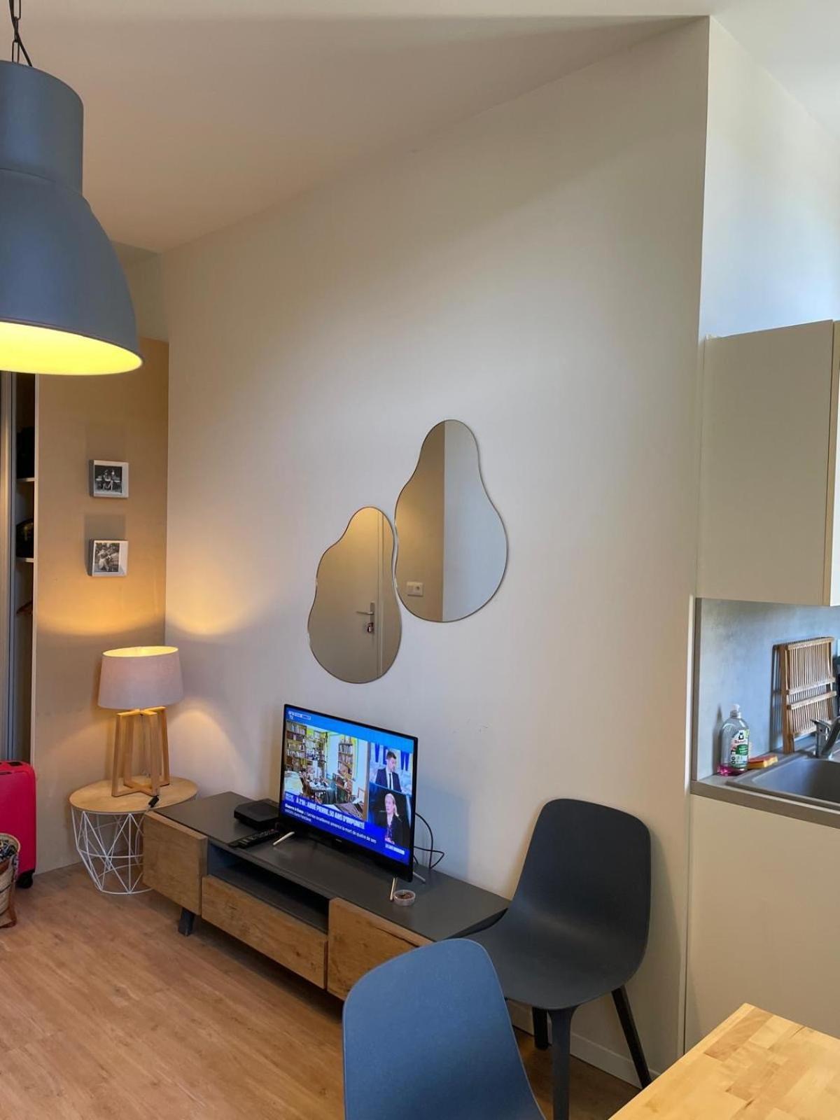 Emplacement Rare Elegant Appartement Avec Balcon Sur Le Canal Royal Sète Kültér fotó