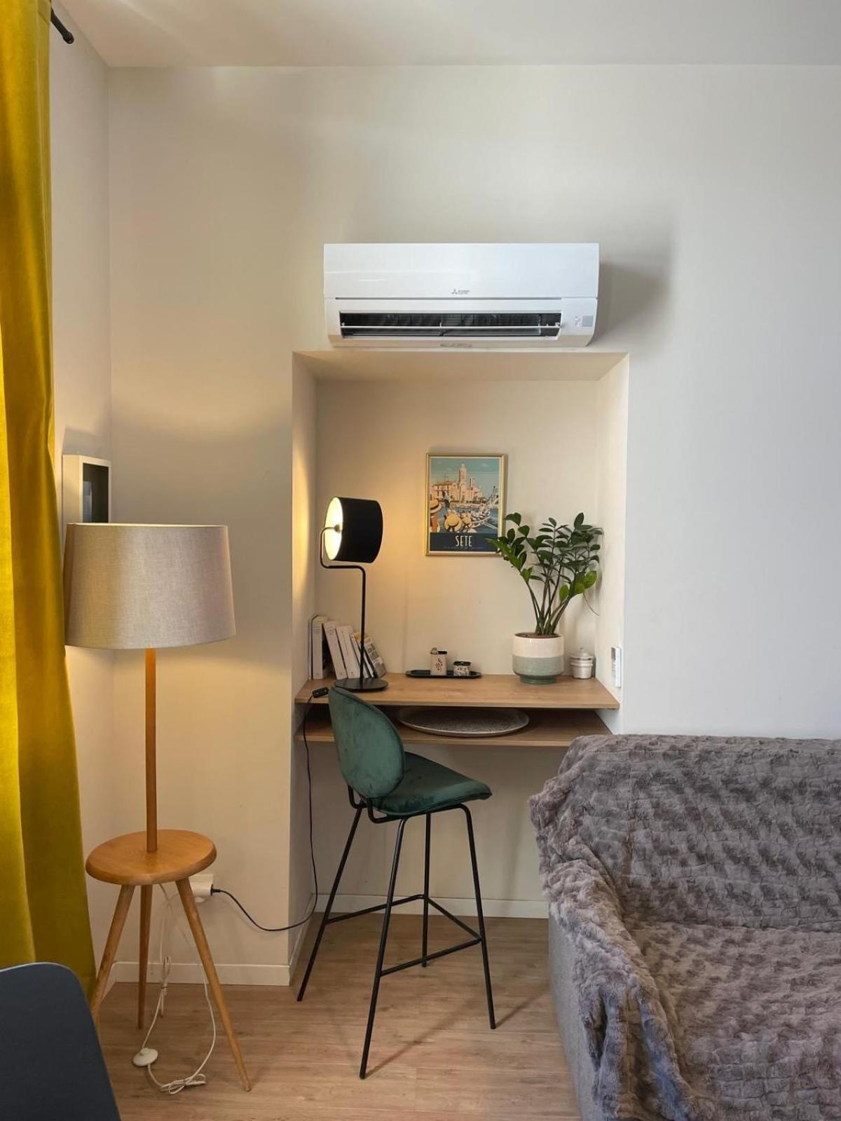 Emplacement Rare Elegant Appartement Avec Balcon Sur Le Canal Royal Sète Kültér fotó